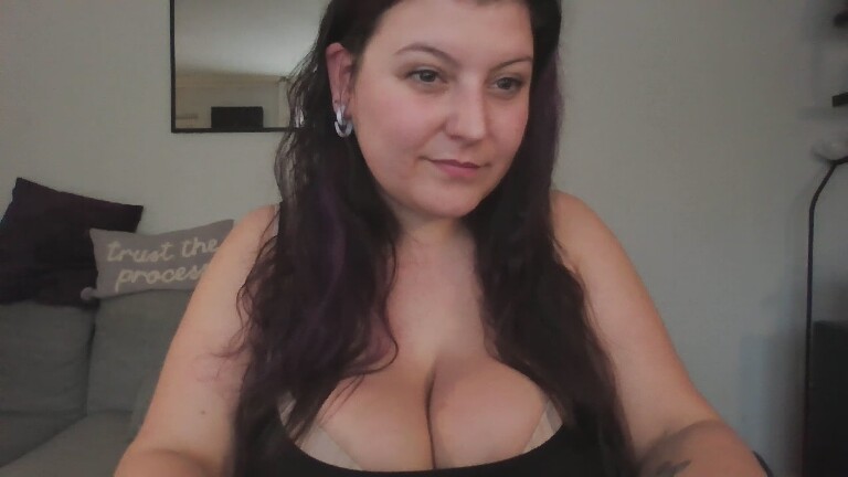 LizzyLush's Streamate show and profile