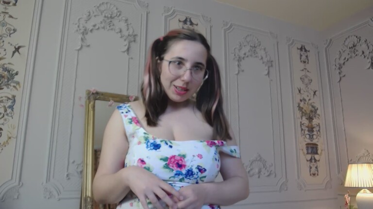 HAZELs's Streamate show and profile