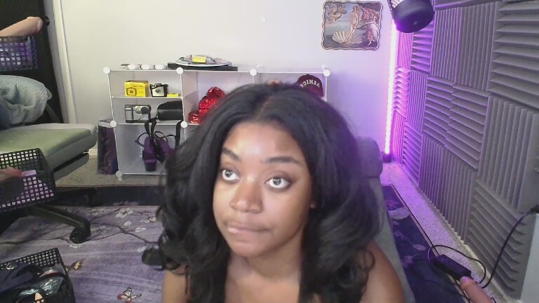 RobinTheSiren's Streamate show and profile