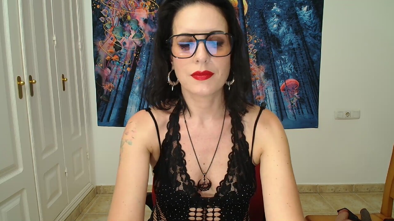 MistressBlackMoonLilith